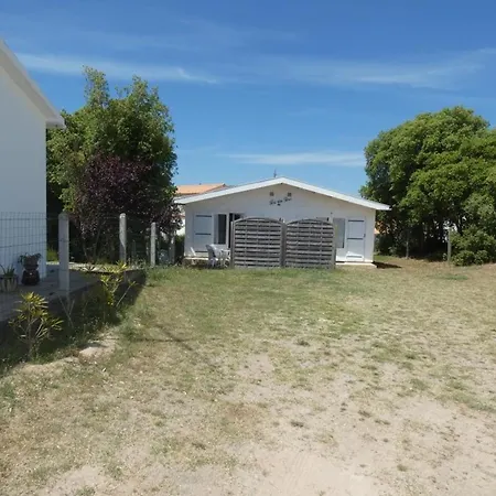 Maison Mitoyenne Avec Terrasse Et Parking, Animaux Admis, Proche - - Fr-1-540-299 Hébergement de vacances