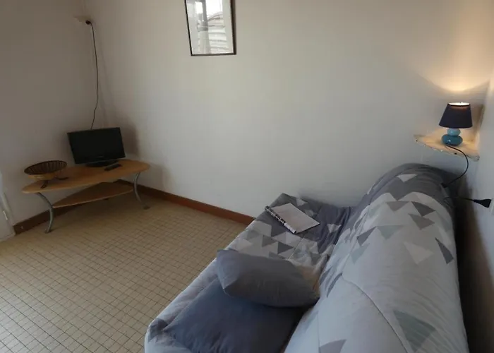 Hébergement de vacances Maison Mitoyenne Avec Terrasse Et Parking, Animaux Admis, Proche - - Fr-1-540-299 Notre-Dame-de-Monts